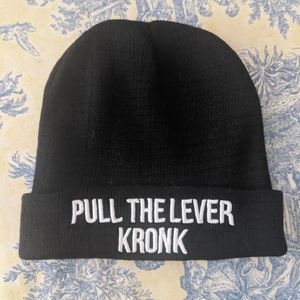 Cakeworthy Disney Toque